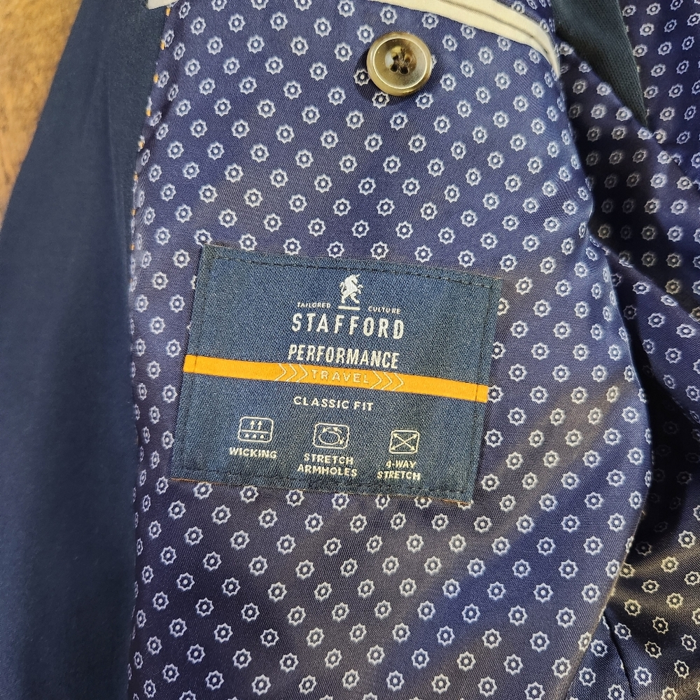 Stafford Performance Travel Blazer Men's 42S Blue Lightweight Stretch Sport Coat - Picture 4 of 9